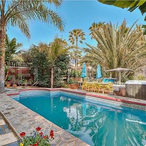 Majestic Villa By The Beach Heated Private Pool & Jacuzzi